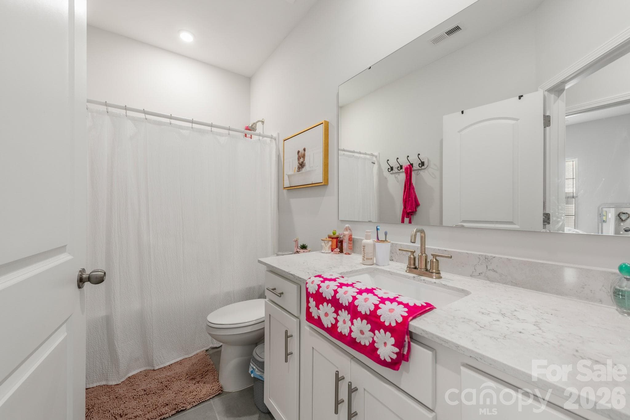 Townhouse at 4358 Reed Creek Drive, Sherrills Ford, photo 17 of 29