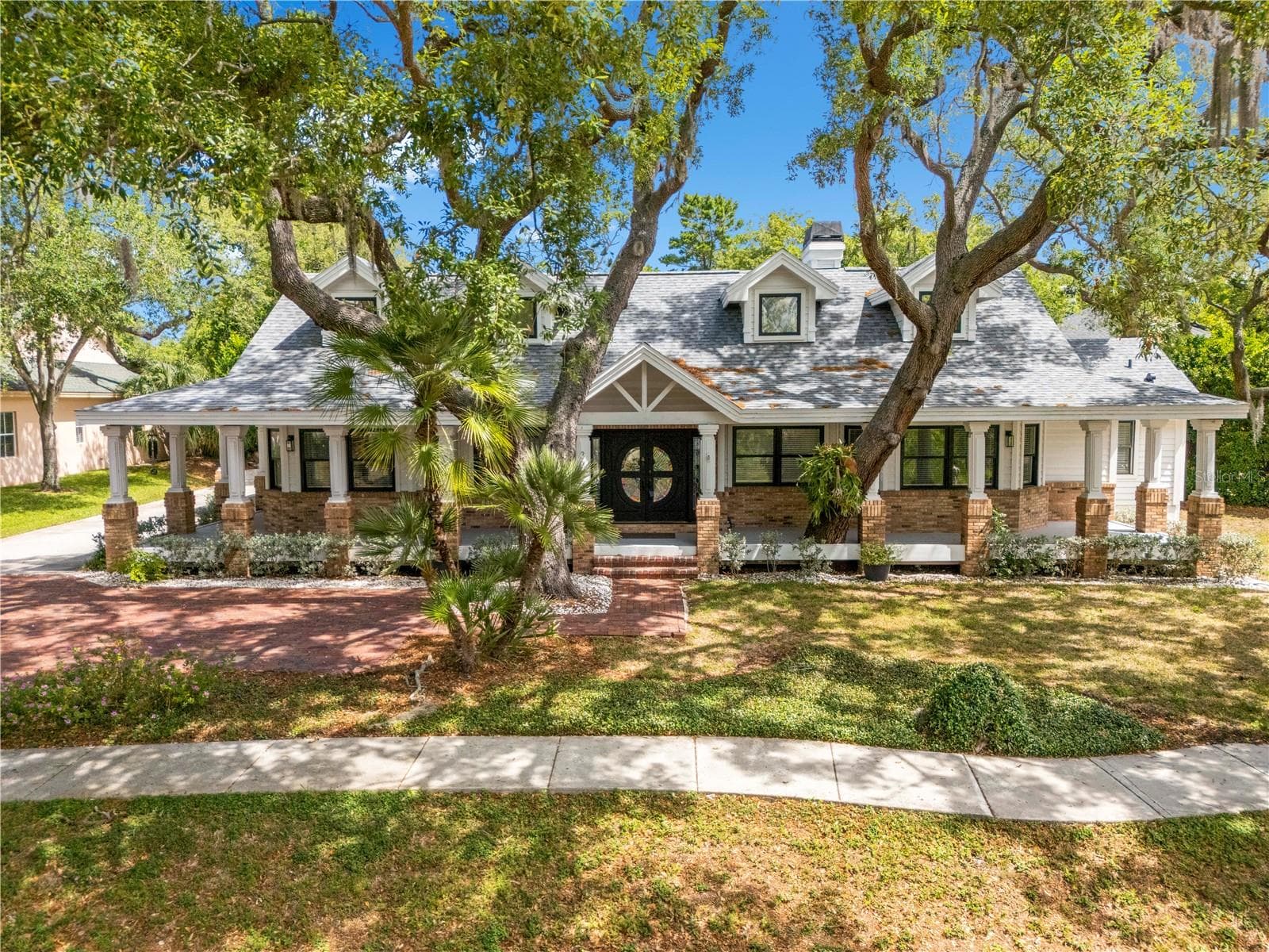 335 SANCTUARY DR