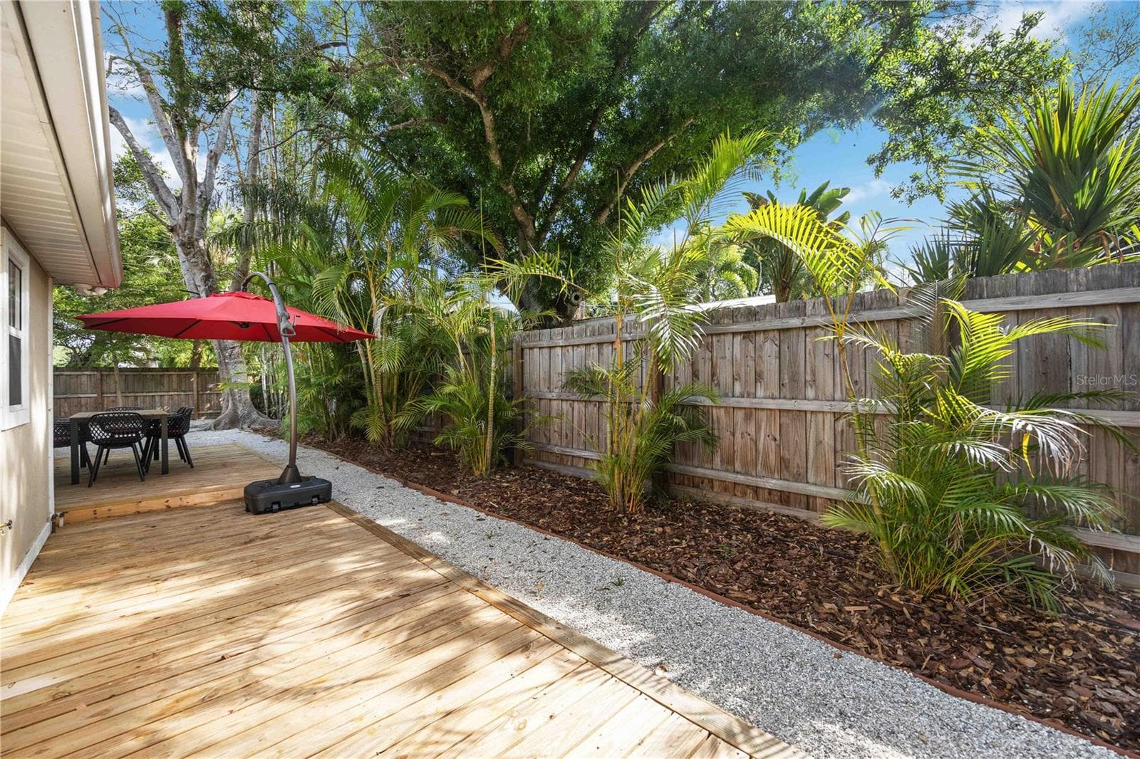 Single Family Residence at 2205 FLOYD ST, SARASOTA, photo 32 of 41