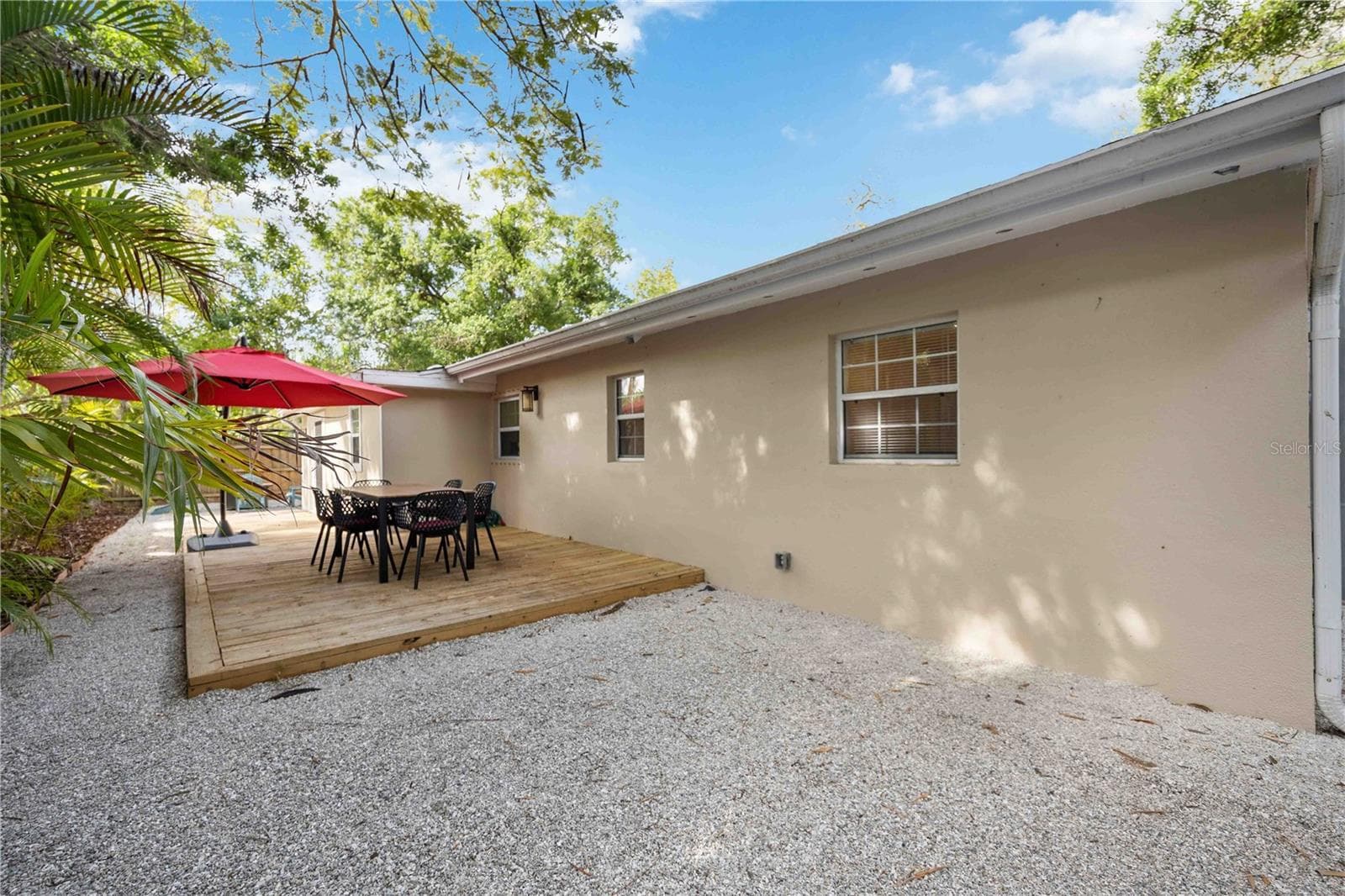 Single Family Residence at 2205 FLOYD ST, SARASOTA, photo 36 of 41