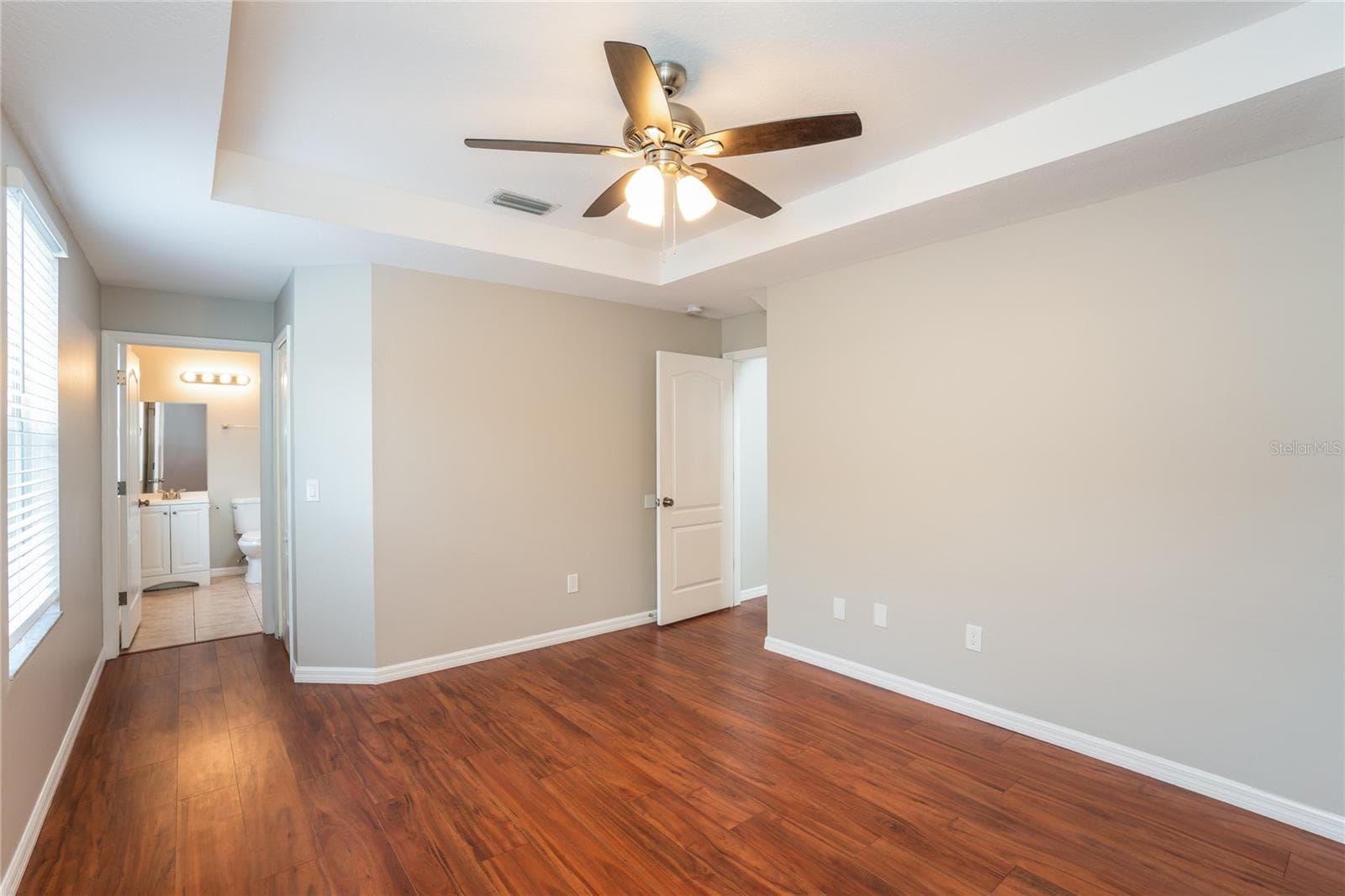 Single Family Residence at 1011 LAKE SHORE RANCH DR, SEFFNER, photo 5 of 15