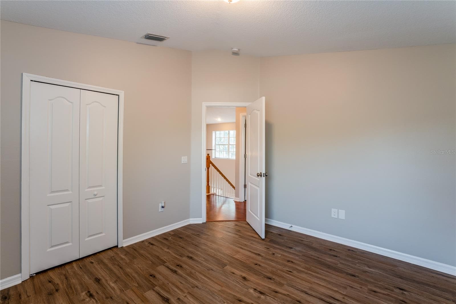 Single Family Residence at 1011 LAKE SHORE RANCH DR, SEFFNER, photo 10 of 15