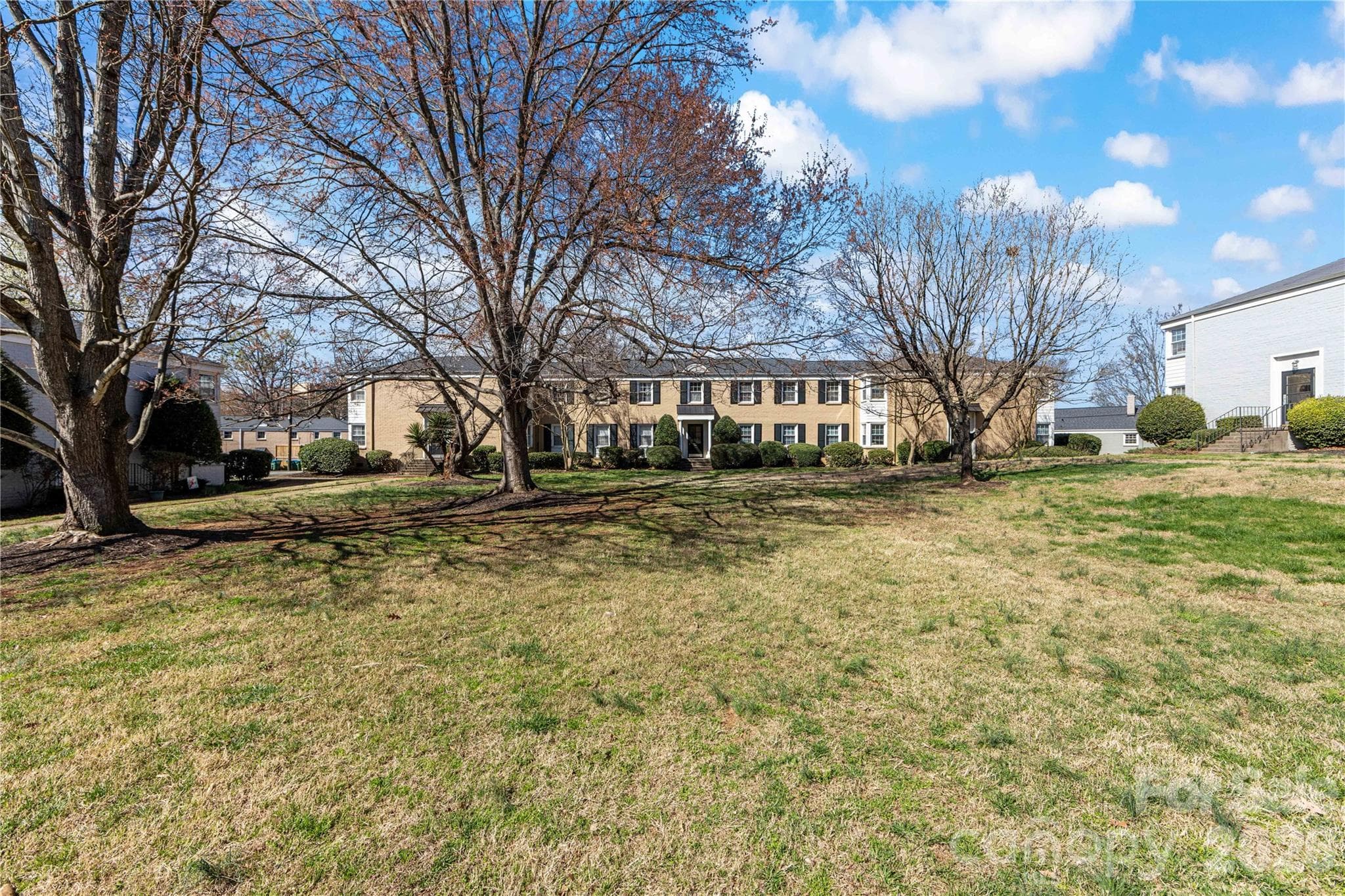 Condominium at Charlotte, photo 2 of 25