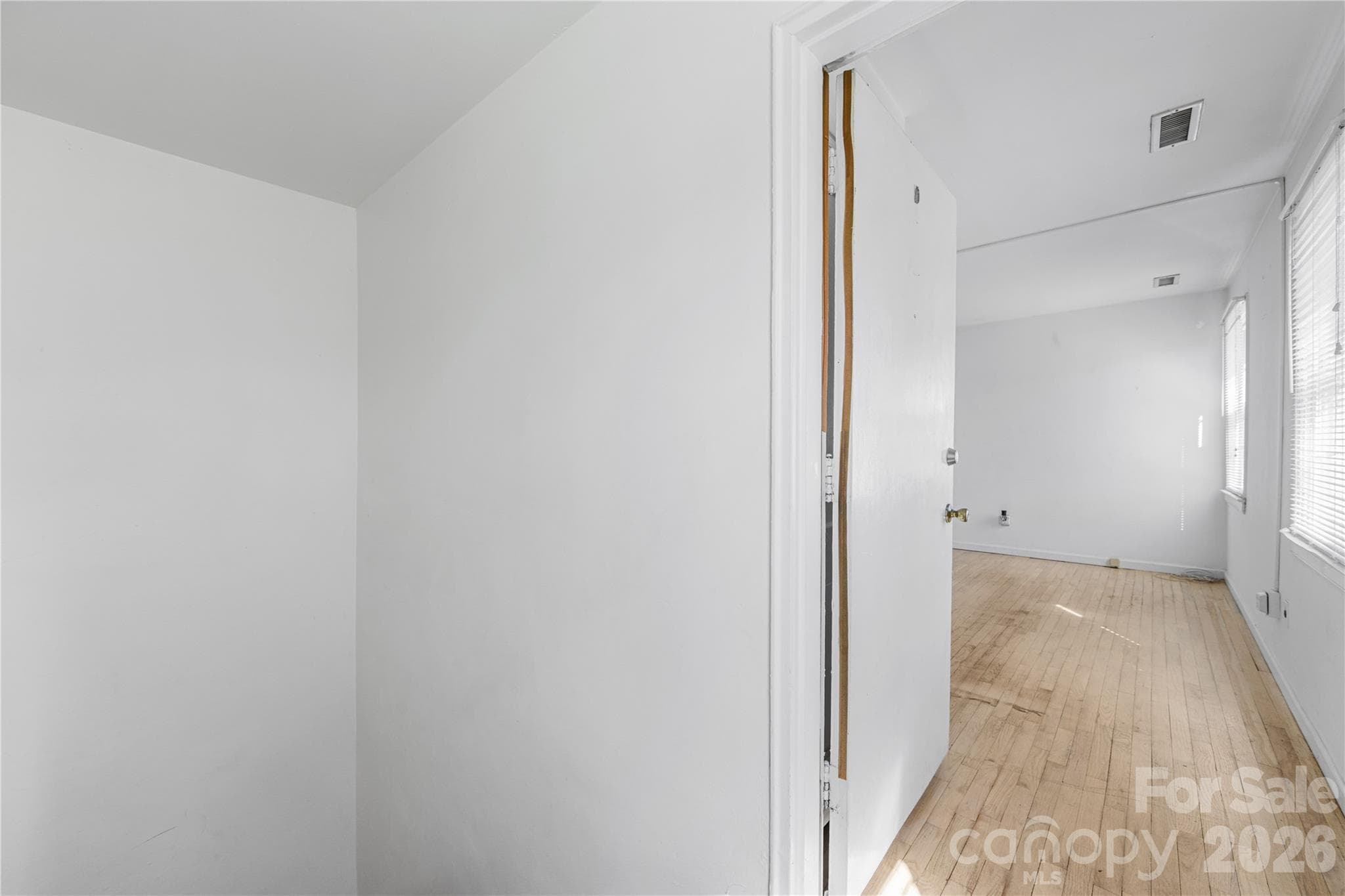 Condominium at Charlotte, photo 4 of 25