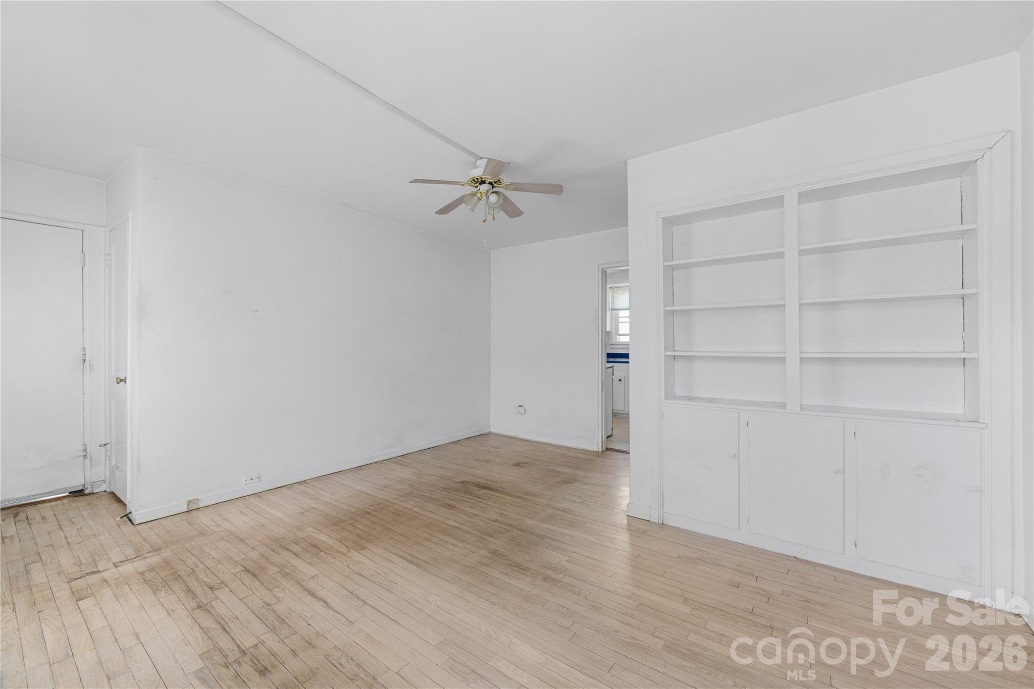 Condominium at Charlotte, photo 5 of 25