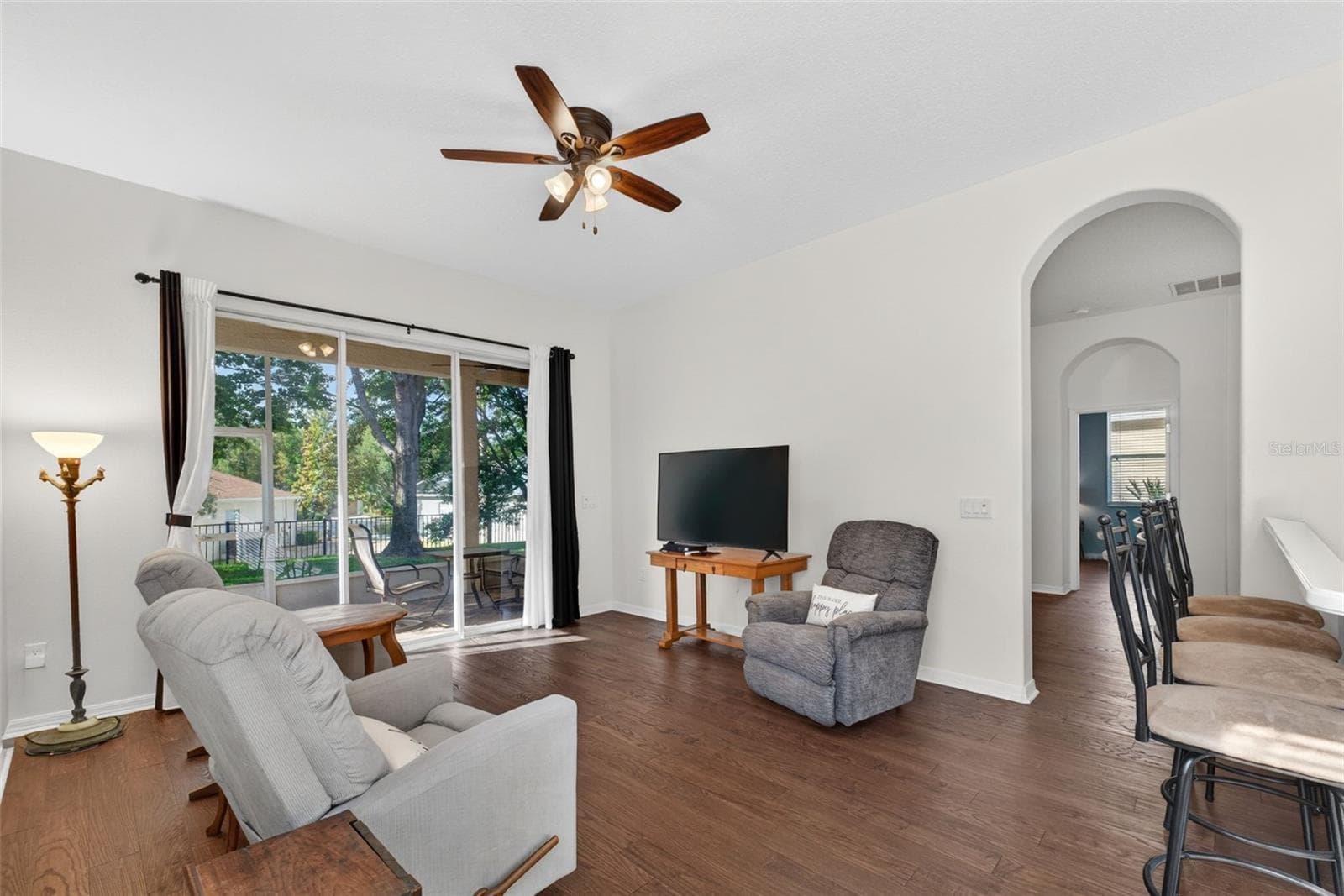 Single Family Residence at 111 FLAME VINE WAY, GROVELAND, photo 10 of 30
