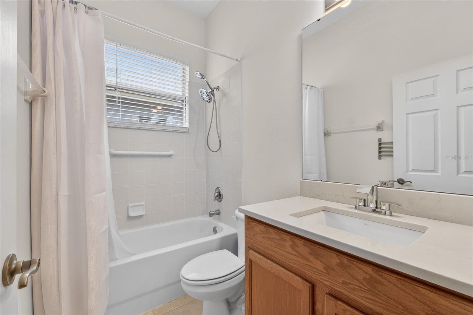 Single Family Residence at 111 FLAME VINE WAY, GROVELAND, photo 18 of 30