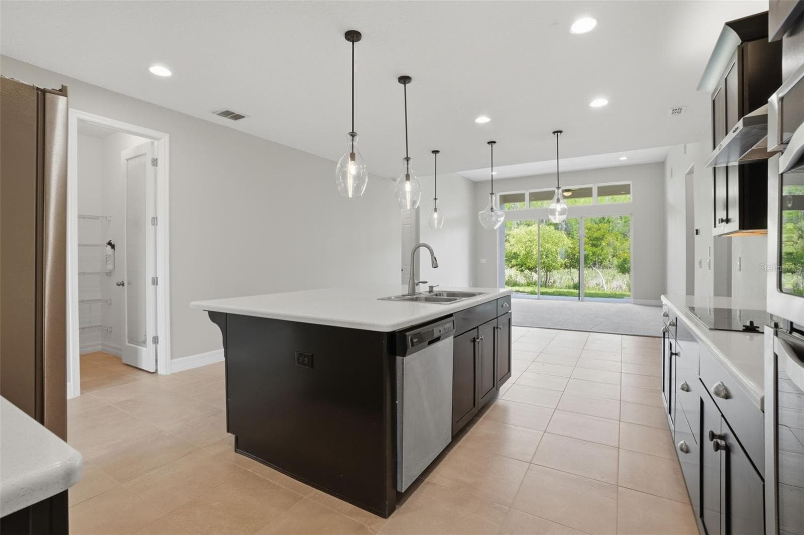 Single Family Residence at 10760 TIBBETT ST, ORLANDO, photo 10 of 46