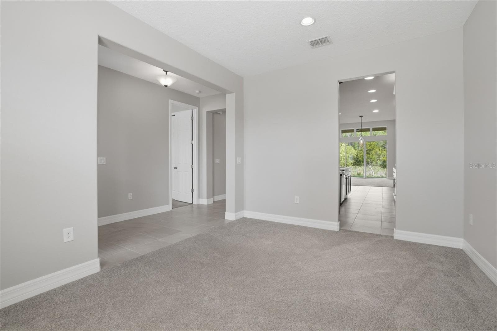 Single Family Residence at 10760 TIBBETT ST, ORLANDO, photo 6 of 46