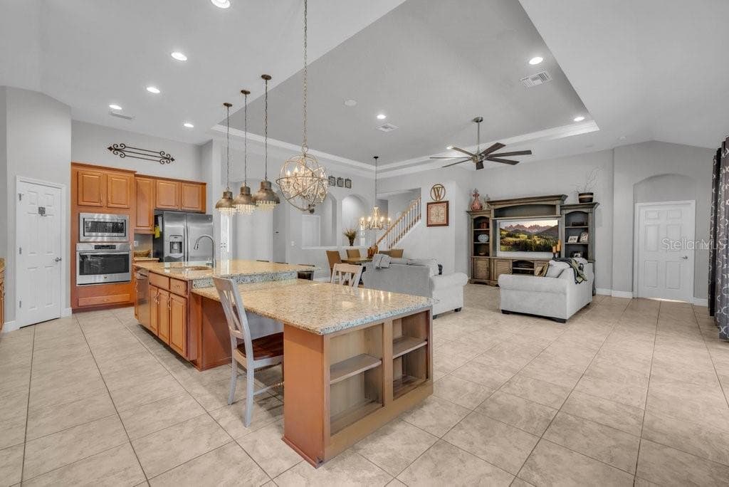 Single Family Residence at 15409 STARLING CROSSING DR, LITHIA, photo 12 of 39