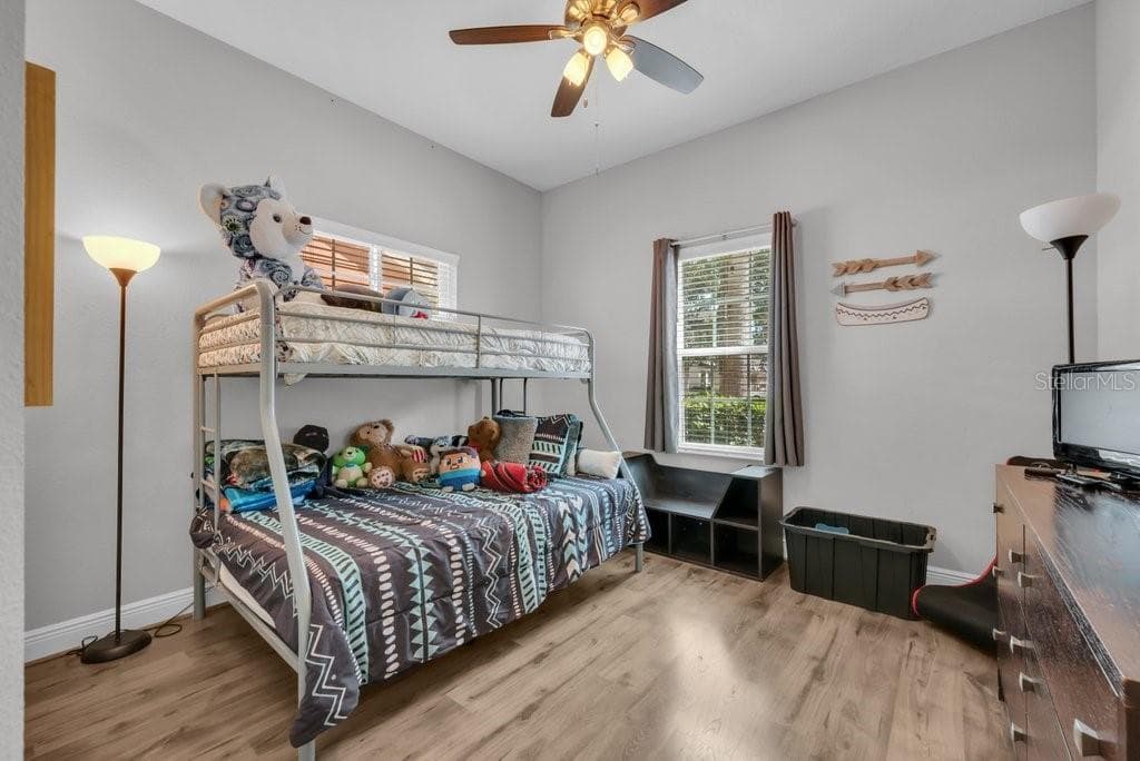 Single Family Residence at 15409 STARLING CROSSING DR, LITHIA, photo 19 of 39