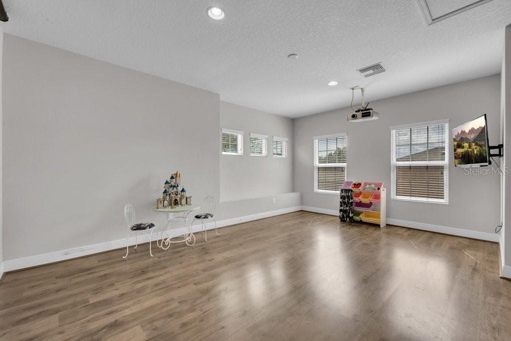 Single Family Residence at 15409 STARLING CROSSING DR, LITHIA, photo 24 of 39