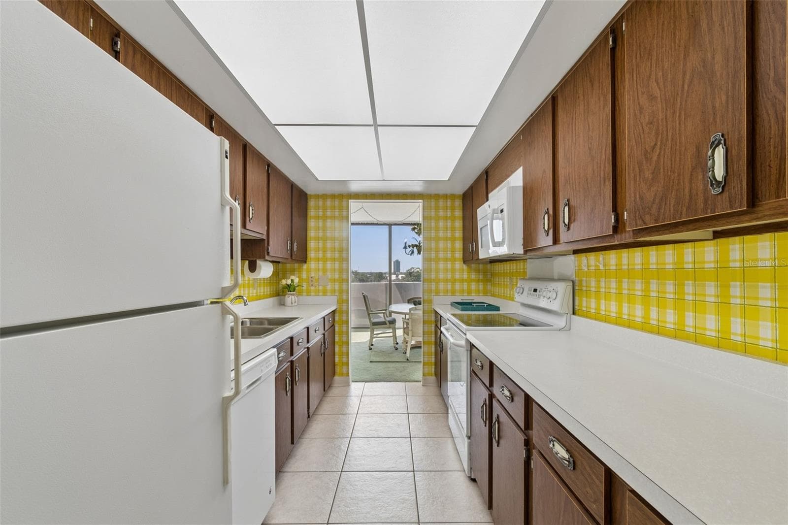 Kitchen - 80 ROGERS ST #6C, CLEARWATER