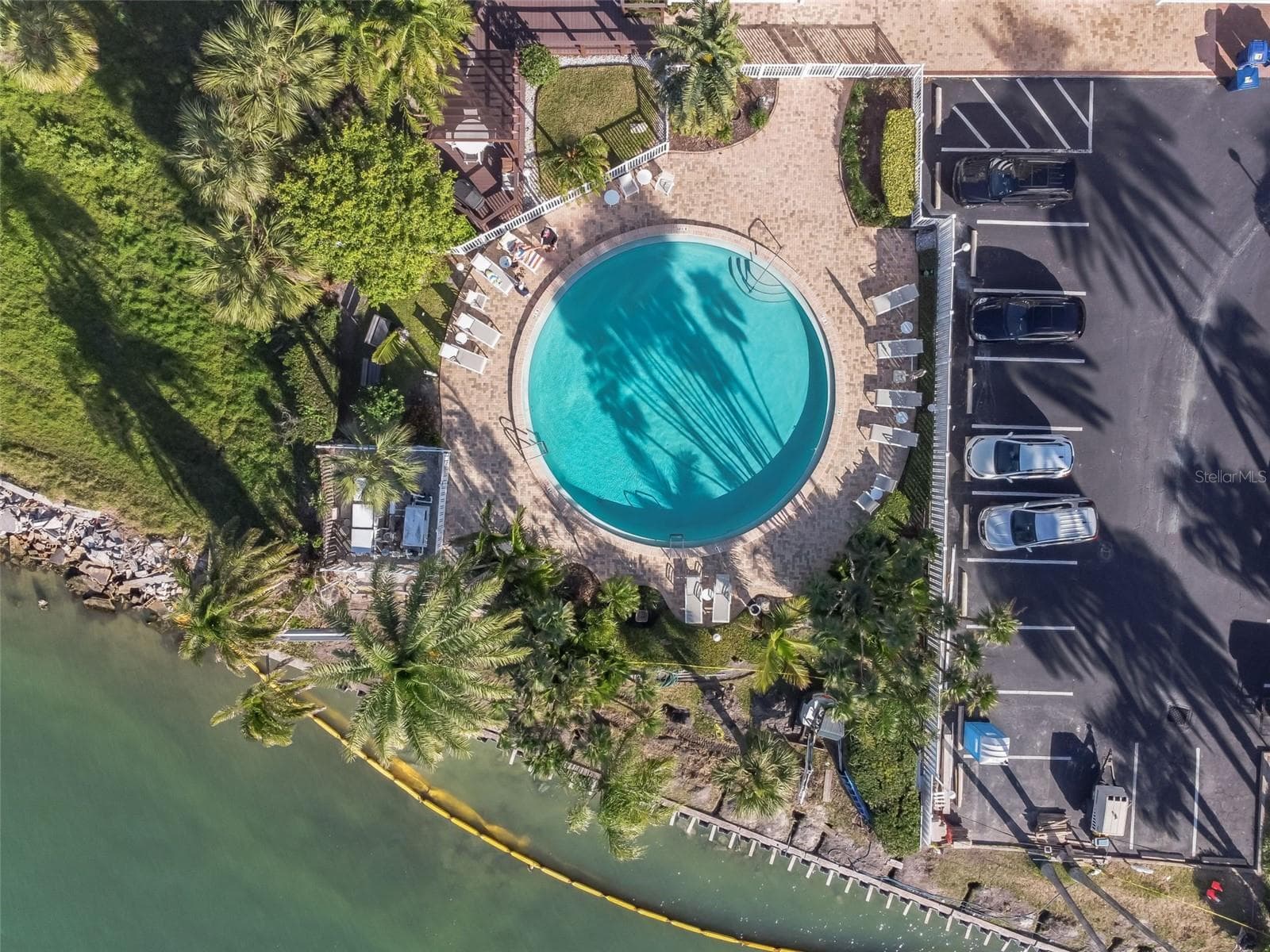 Pool - 80 ROGERS ST #6C, CLEARWATER