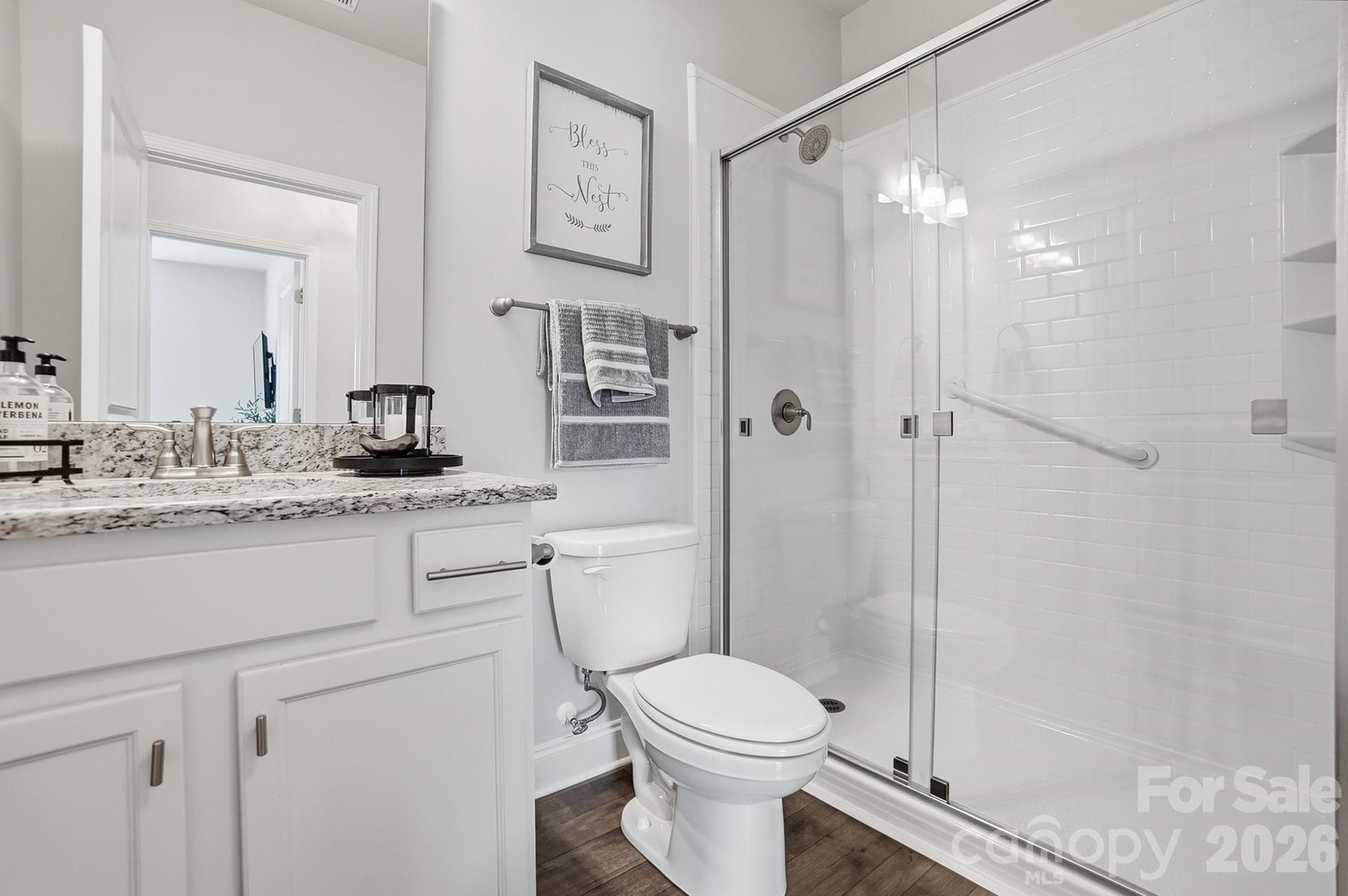 Main Level Guest Full Bath - 11765 Glenwood Drive, Locust