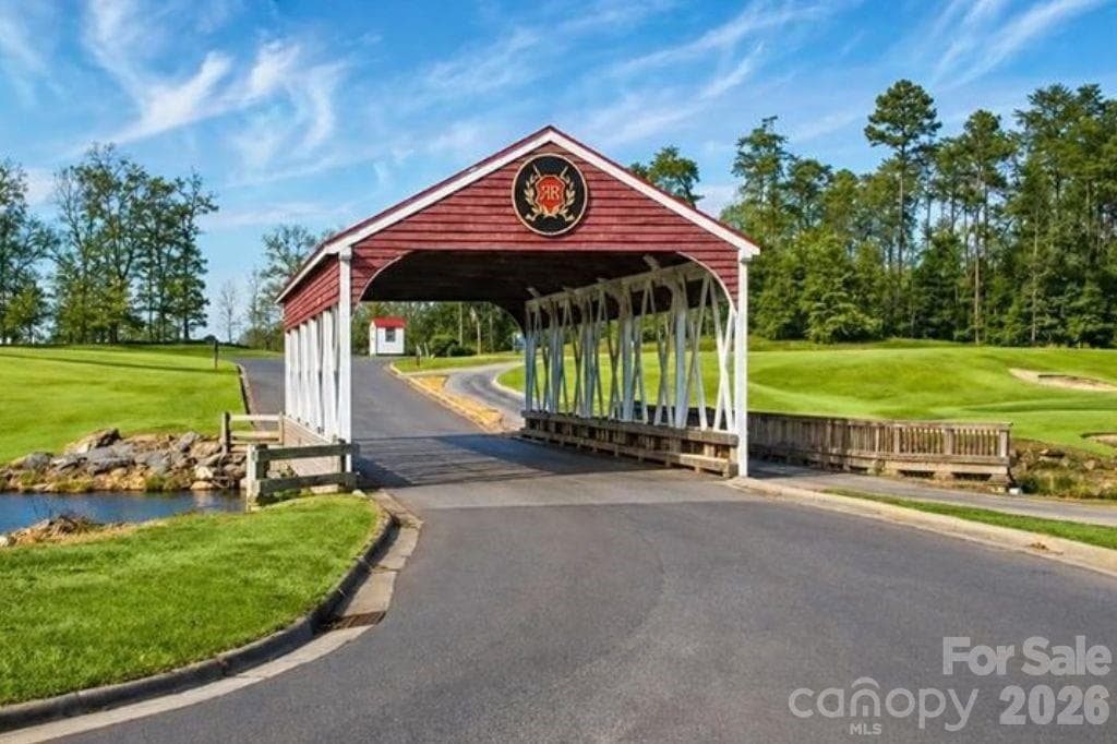 Red Bridge - 11765 Glenwood Drive, Locust