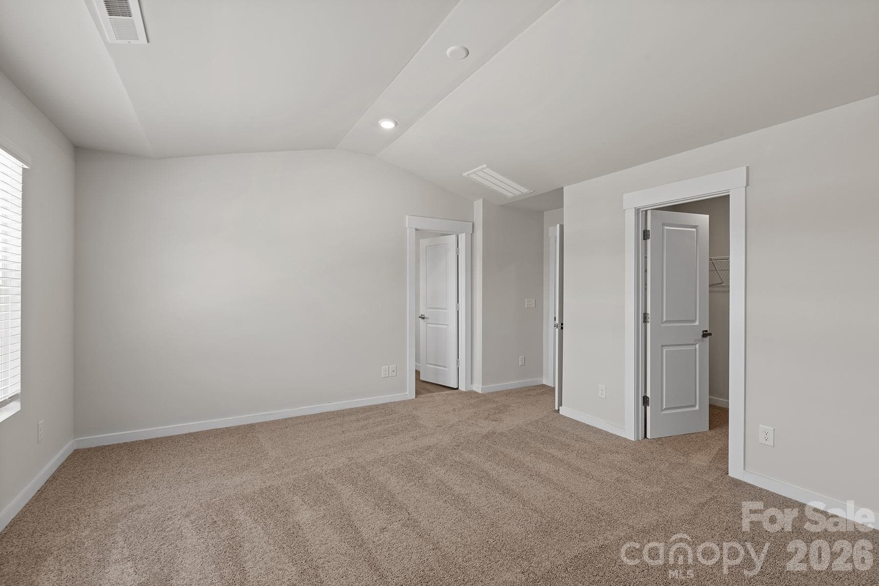 Single Family Residence at 3435 Robindale Drive, Winston Salem, photo 11 of 17