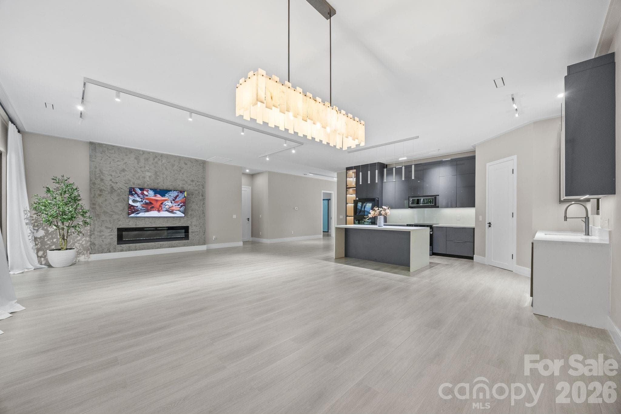 Single Family Residence at 12930 Hamilton Road, Charlotte, photo 10 of 46