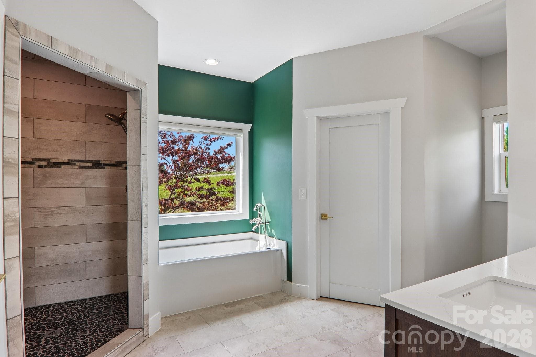 Single Family Residence at 68 Simply Grateful Drive, Hendersonville, photo 15 of 30