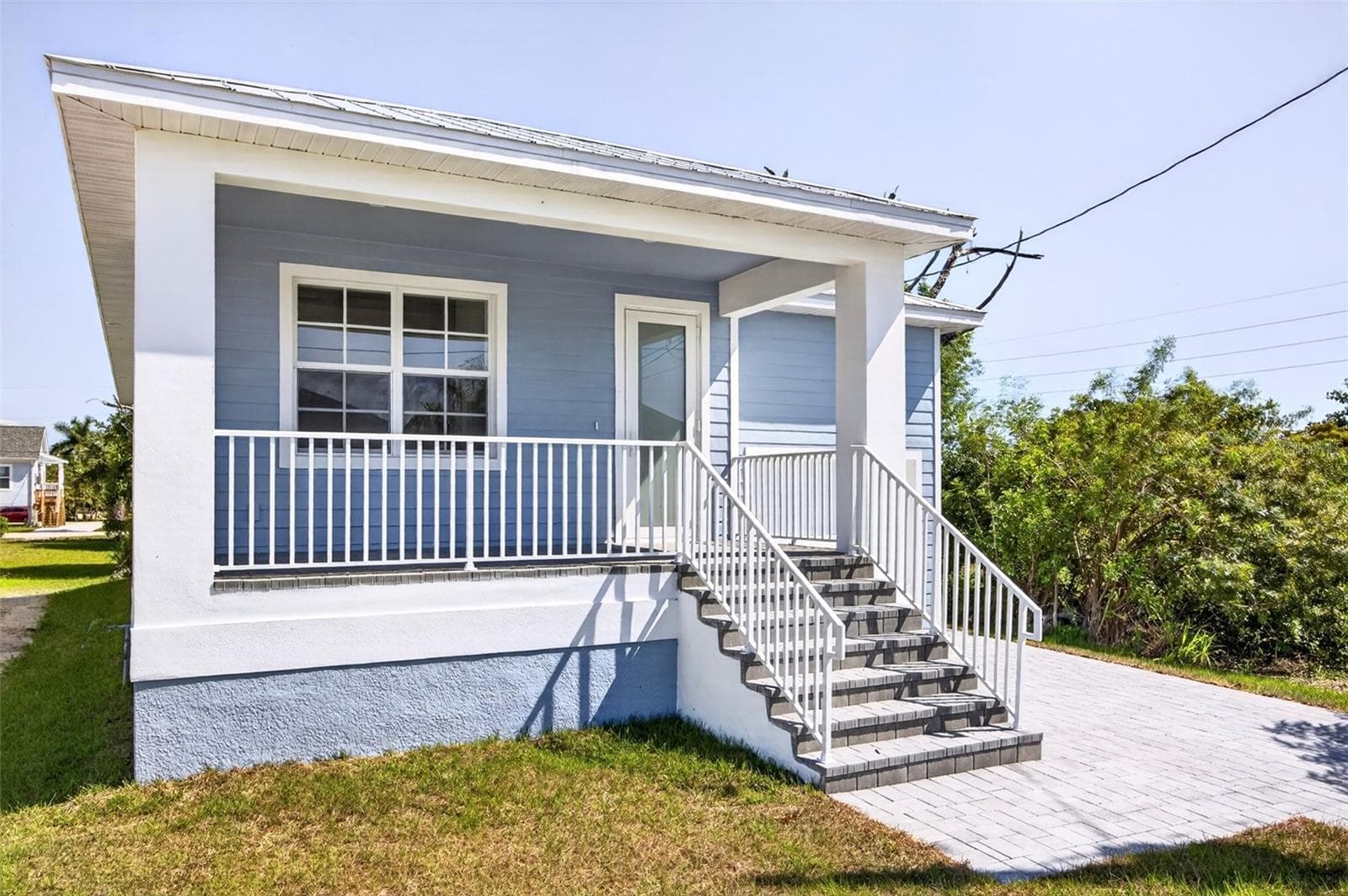 627 FITZHUGH AVE