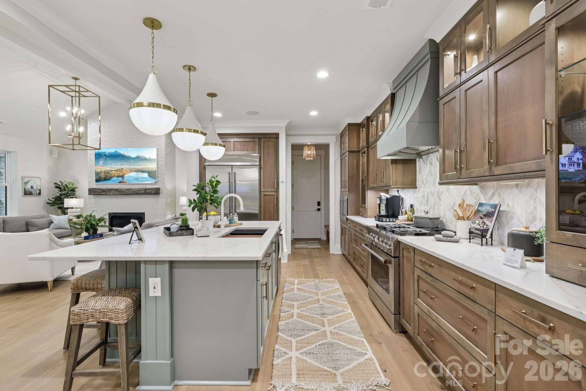 High End Finishes in your Kitchen - 2013 Garden View Lane, Weddington