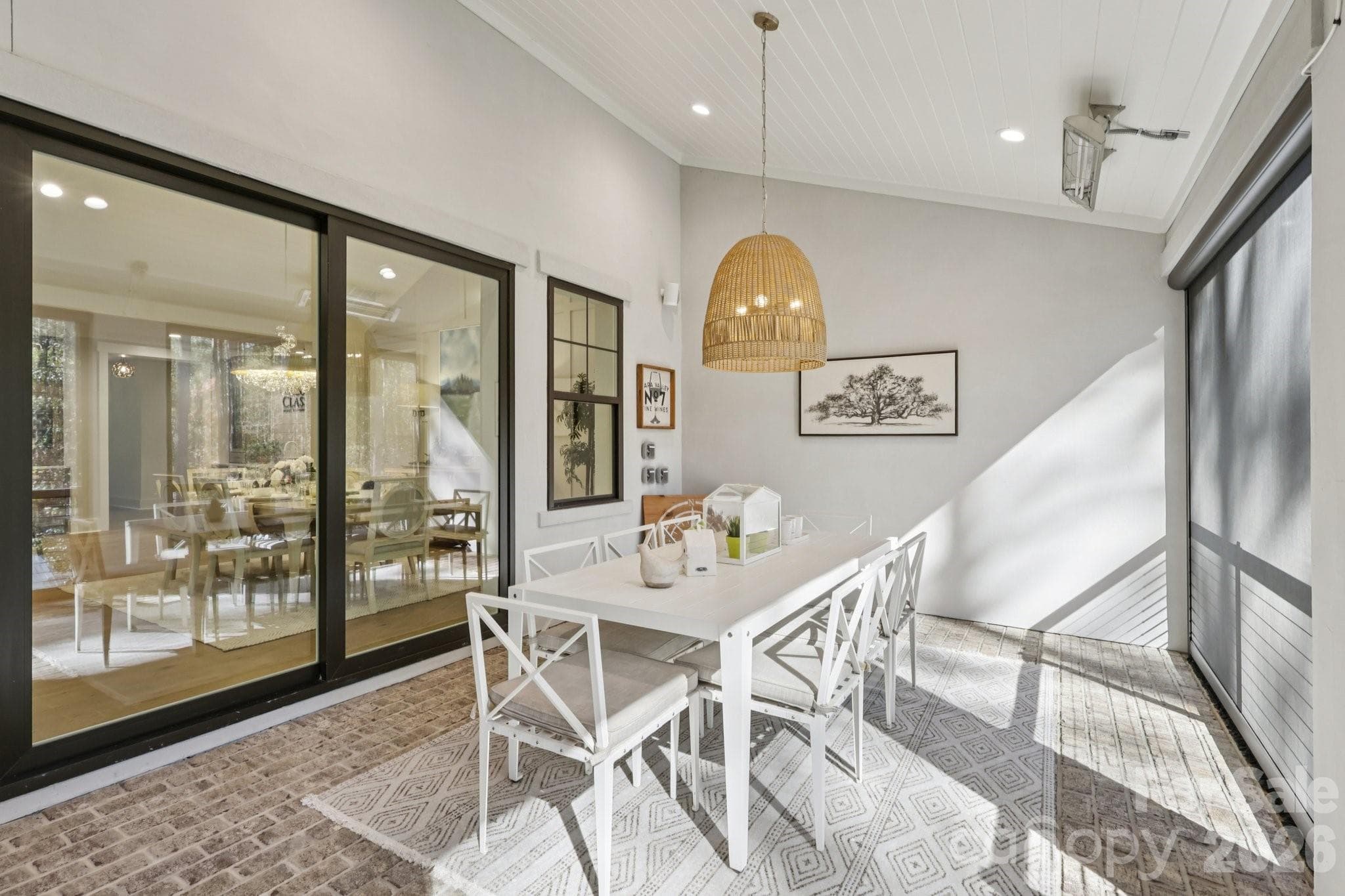 Large enough space to have a lounge area and dining table - 2013 Garden View Lane, Weddington