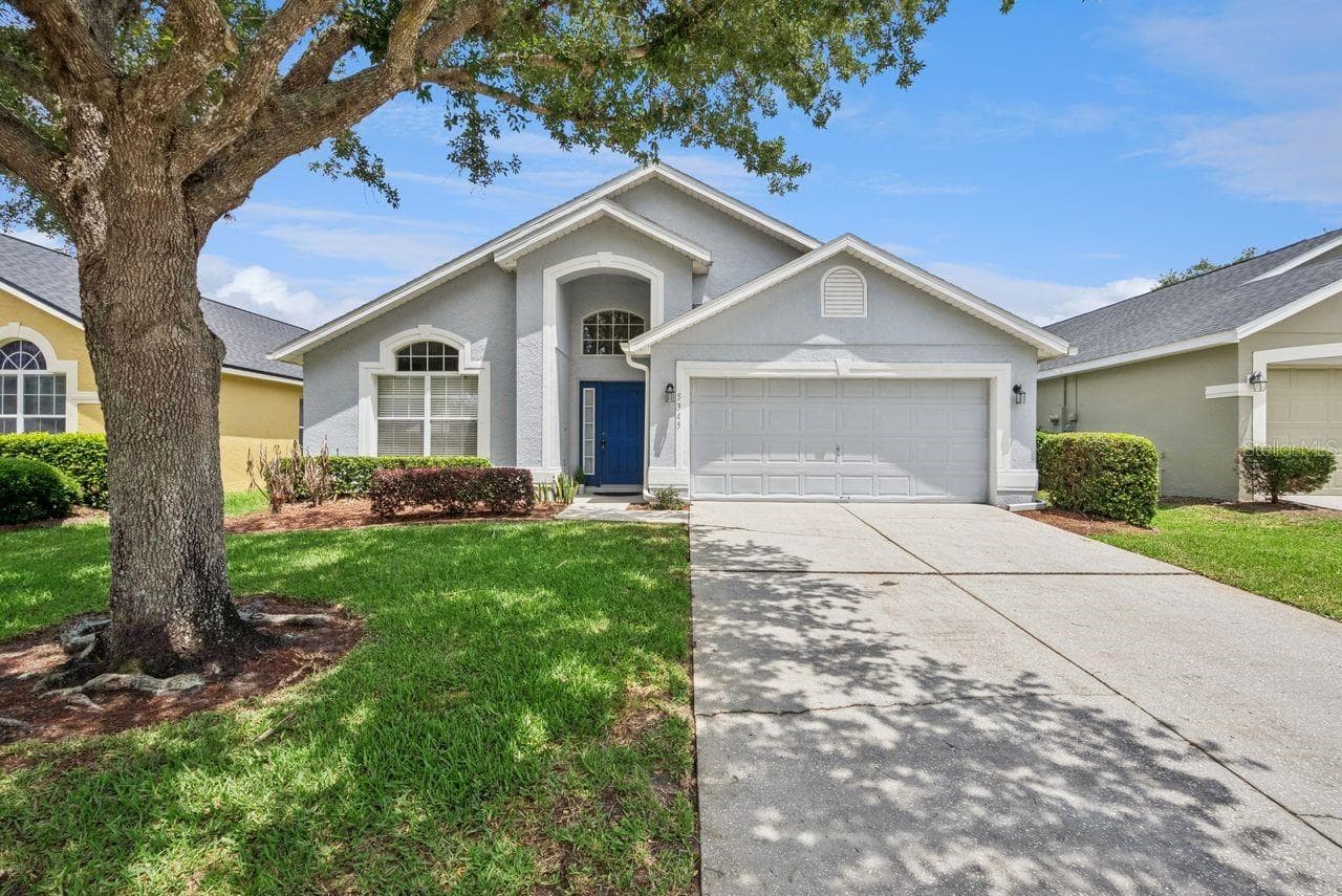Single Family Residence at 5345 LOS PALMA VISTA DR, ORLANDO, photo 2 of 20