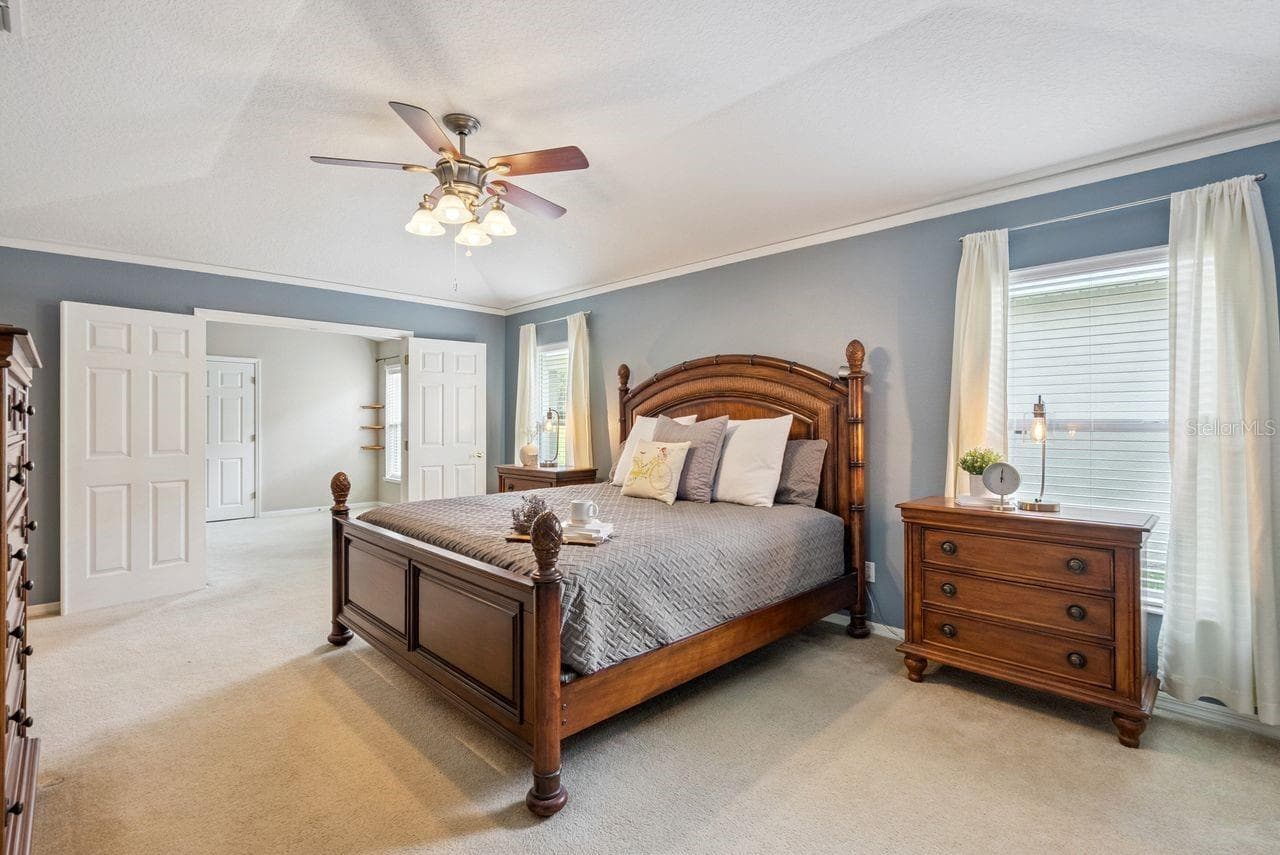 Single Family Residence at 5345 LOS PALMA VISTA DR, ORLANDO, photo 11 of 20