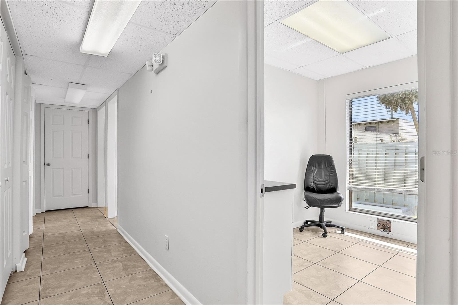 Triplex at 162 S PENINSULA DR, DAYTONA BEACH, photo 31 of 54