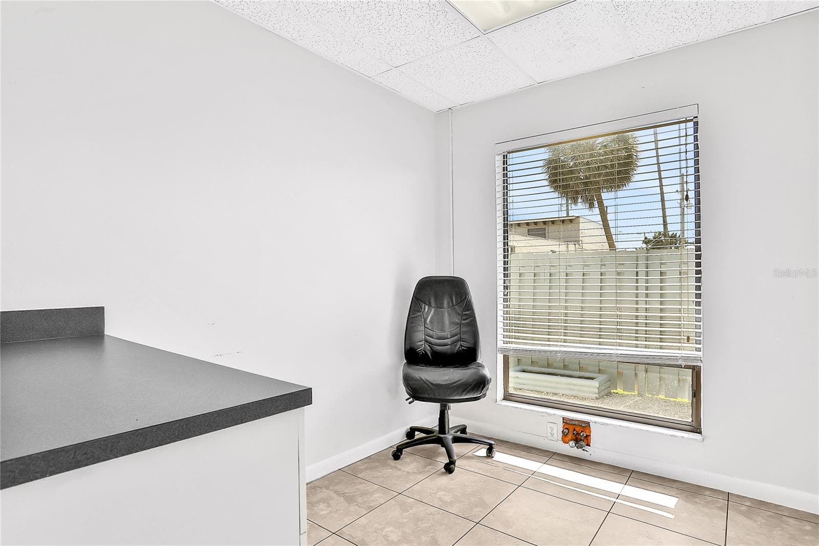 Triplex at 162 S PENINSULA DR, DAYTONA BEACH, photo 32 of 54