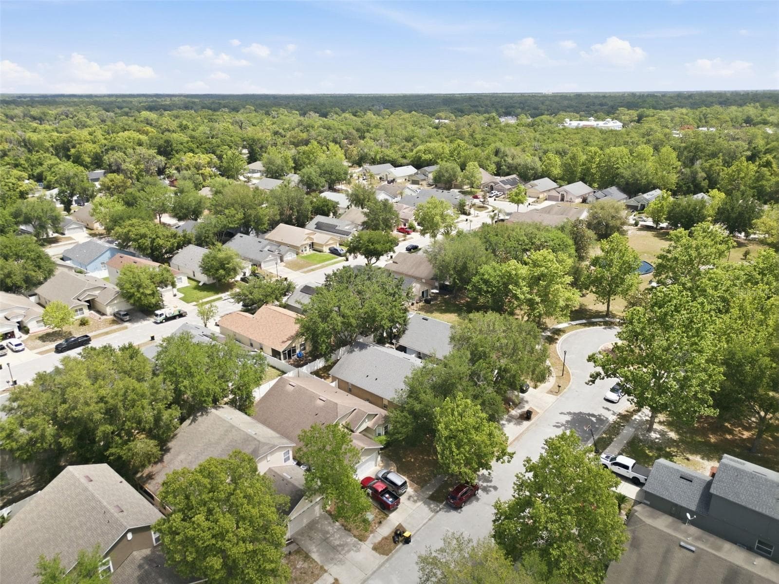 Single Family Residence at 553 MAIDENHAIR CT, ORANGE CITY, photo 27 of 35