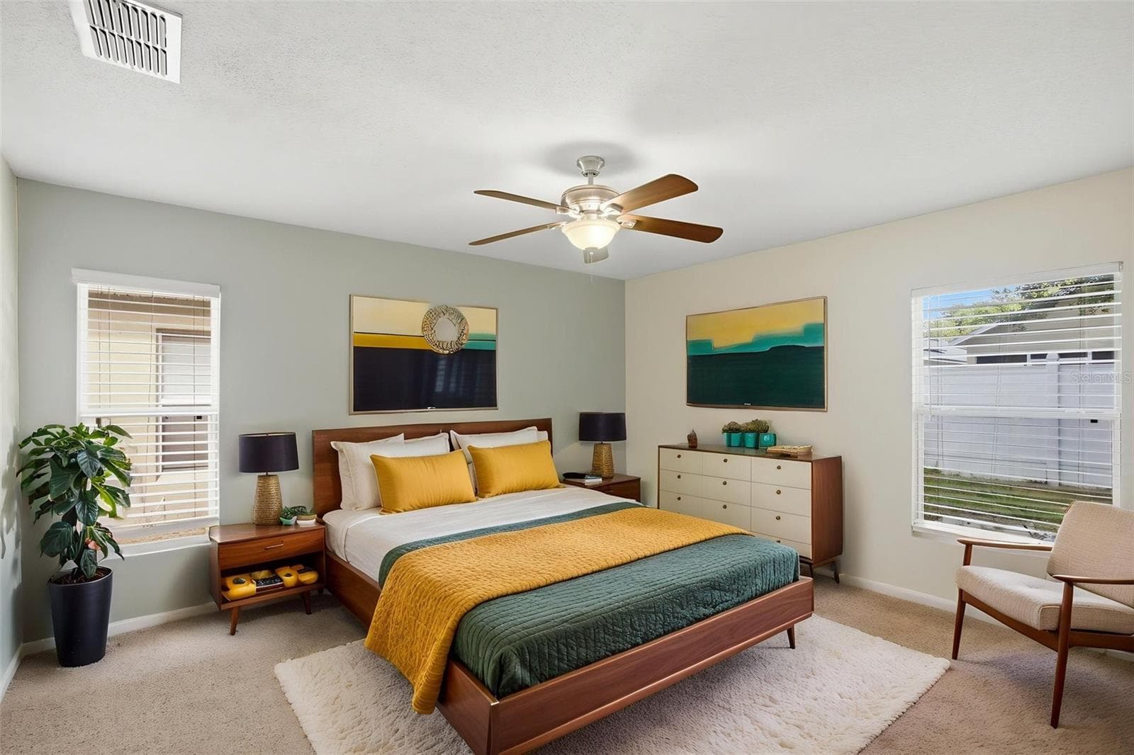 Single Family Residence at 553 MAIDENHAIR CT, ORANGE CITY, photo 33 of 35