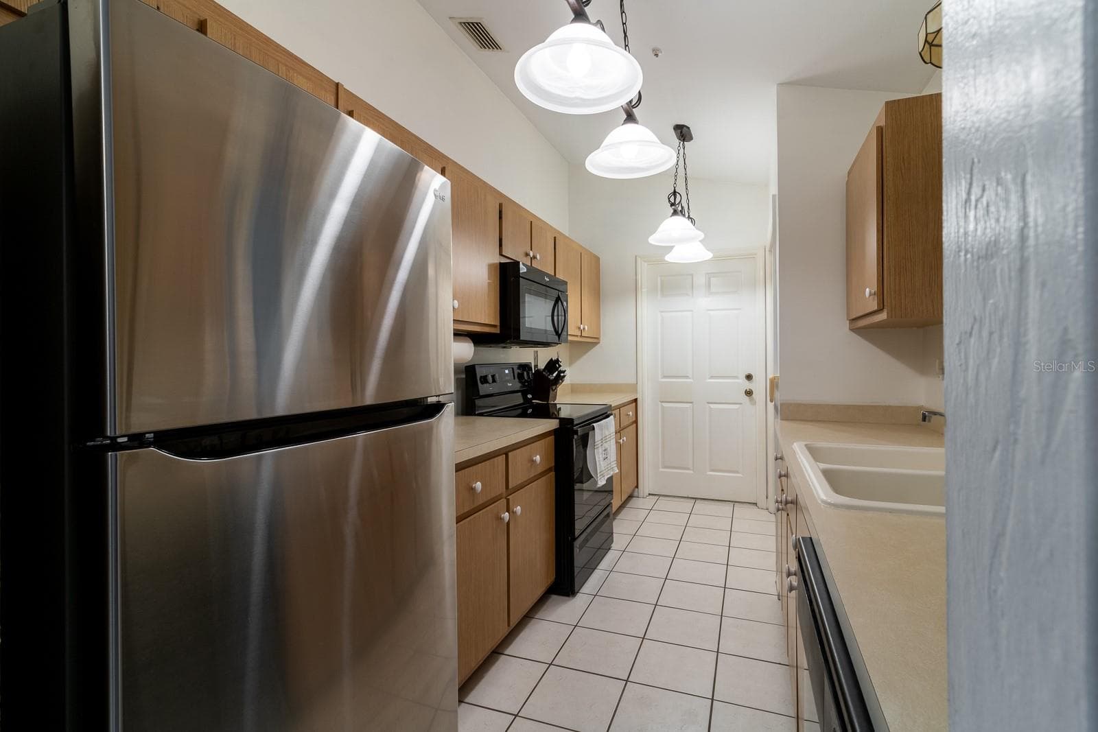 Single Family Residence at 300 SW BRIGHTON CT, FORT WHITE, photo 19 of 39