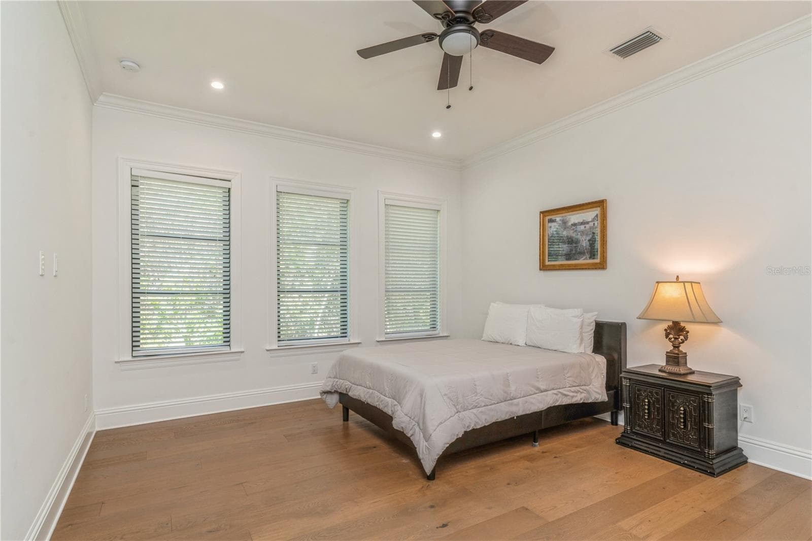 Single Family Residence at 132 OCEAN ESTATES DR, HUTCHINSON ISLAND, photo 20 of 36