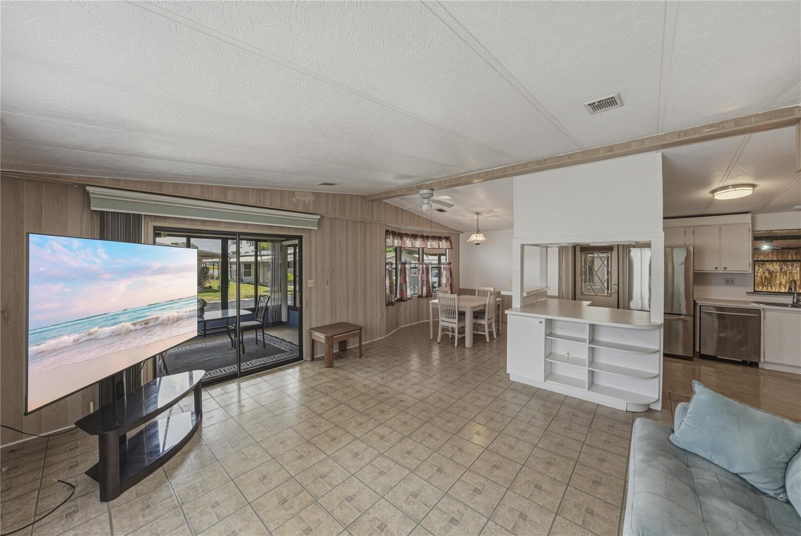 Manufactured Home at 3201 HIDDEN LAKE DR, WESLEY CHAPEL, photo 12 of 58