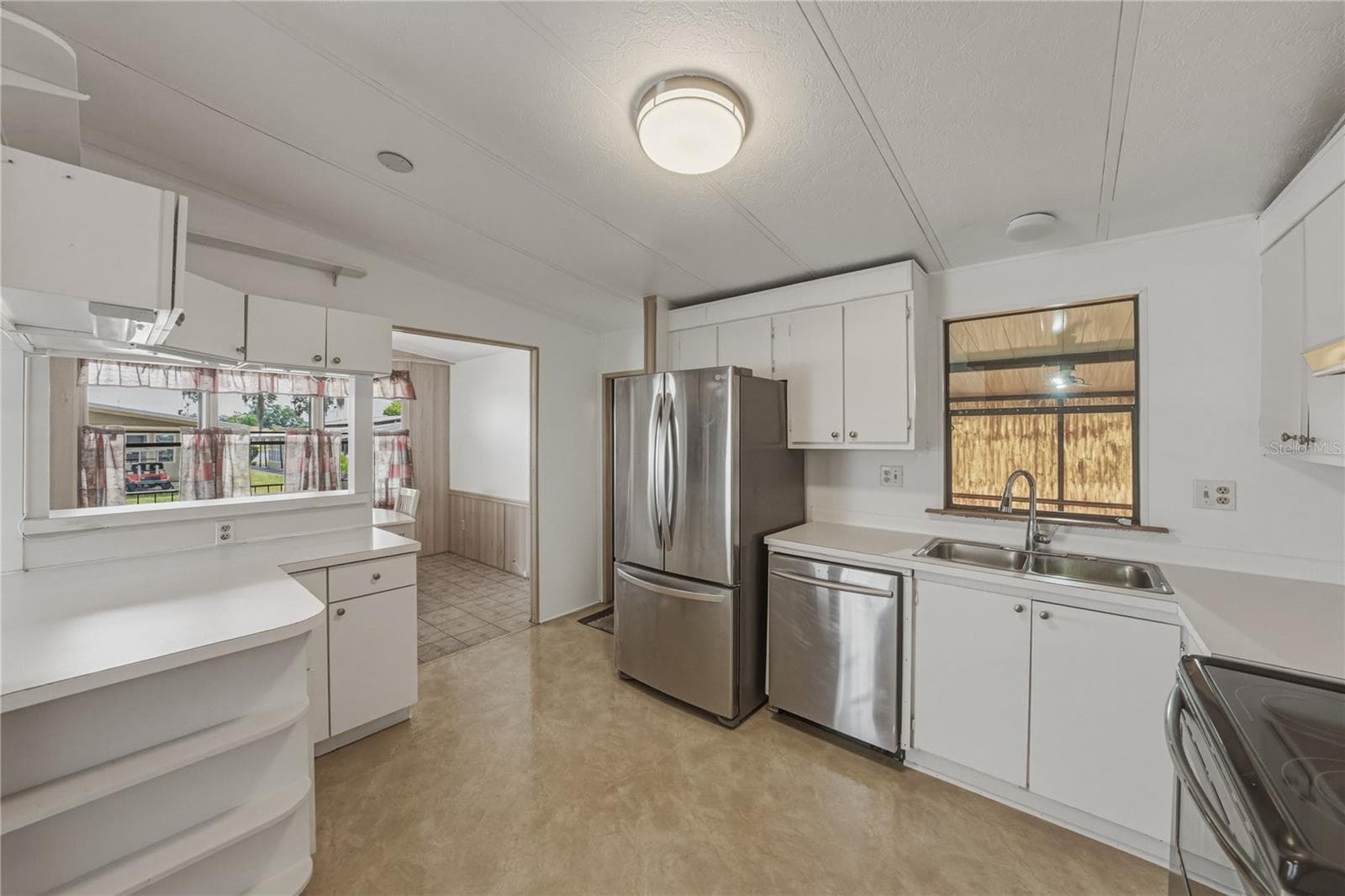 Manufactured Home at 3201 HIDDEN LAKE DR, WESLEY CHAPEL, photo 19 of 58