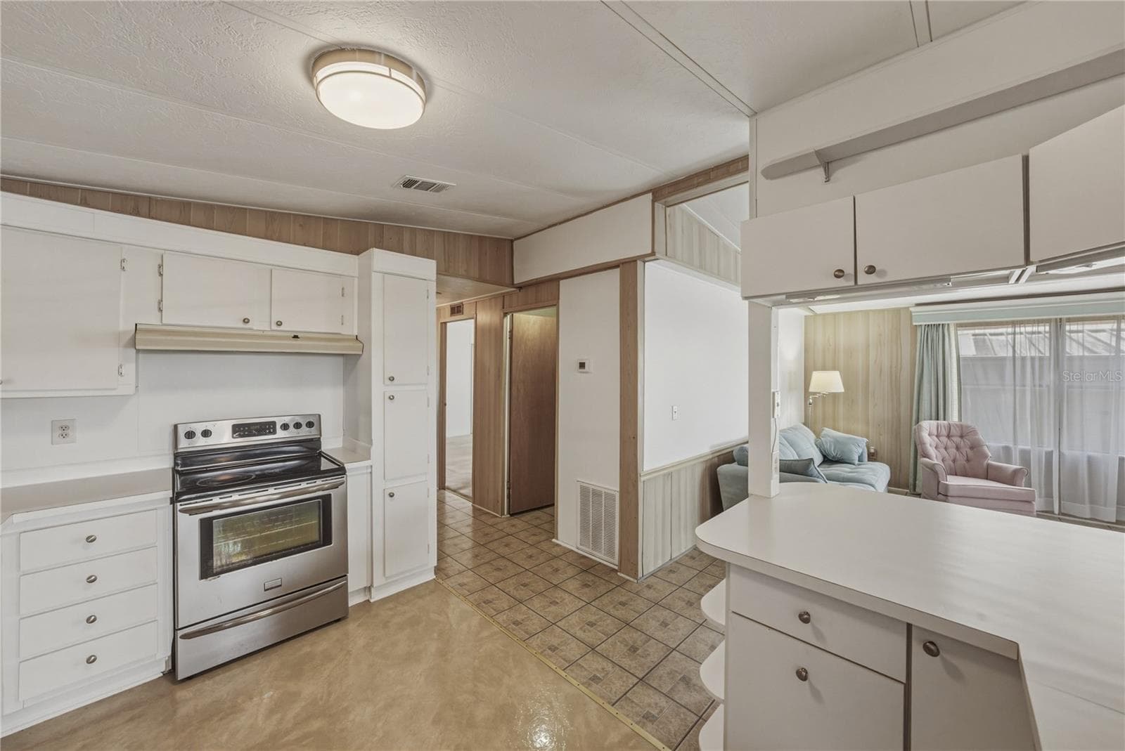 Manufactured Home at 3201 HIDDEN LAKE DR, WESLEY CHAPEL, photo 22 of 58