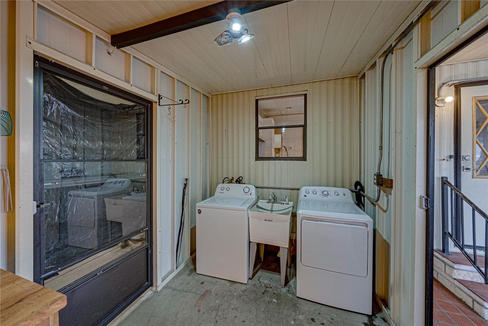 Manufactured Home at 3201 HIDDEN LAKE DR, WESLEY CHAPEL, photo 42 of 58