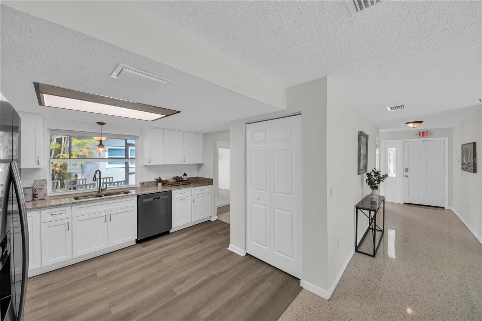 Single Family Residence at 121 10TH AVE, INDIAN ROCKS BEACH, photo 12 of 31