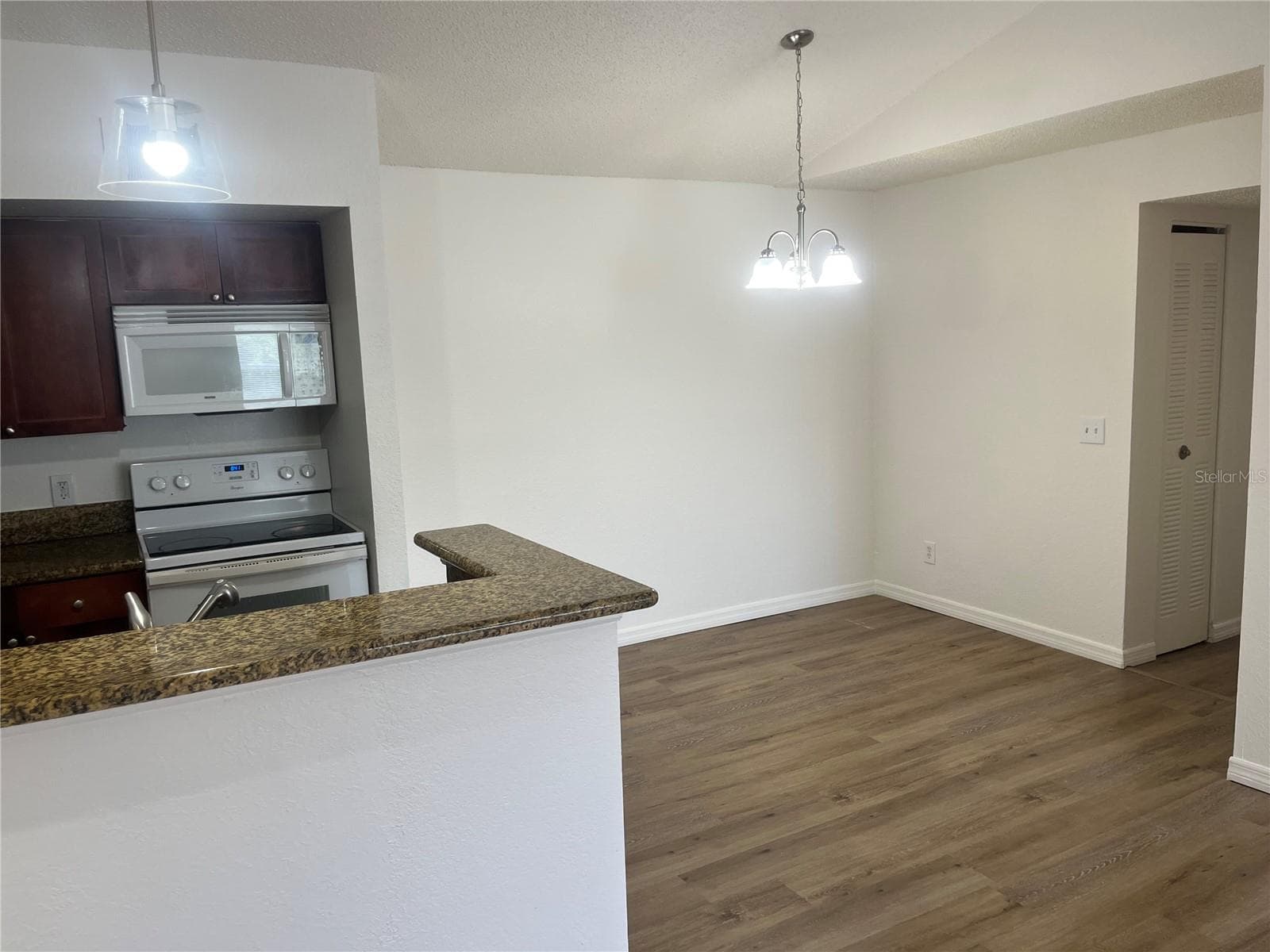 Condominium at 5132 CONROY RD #938, ORLANDO, photo 6 of 20