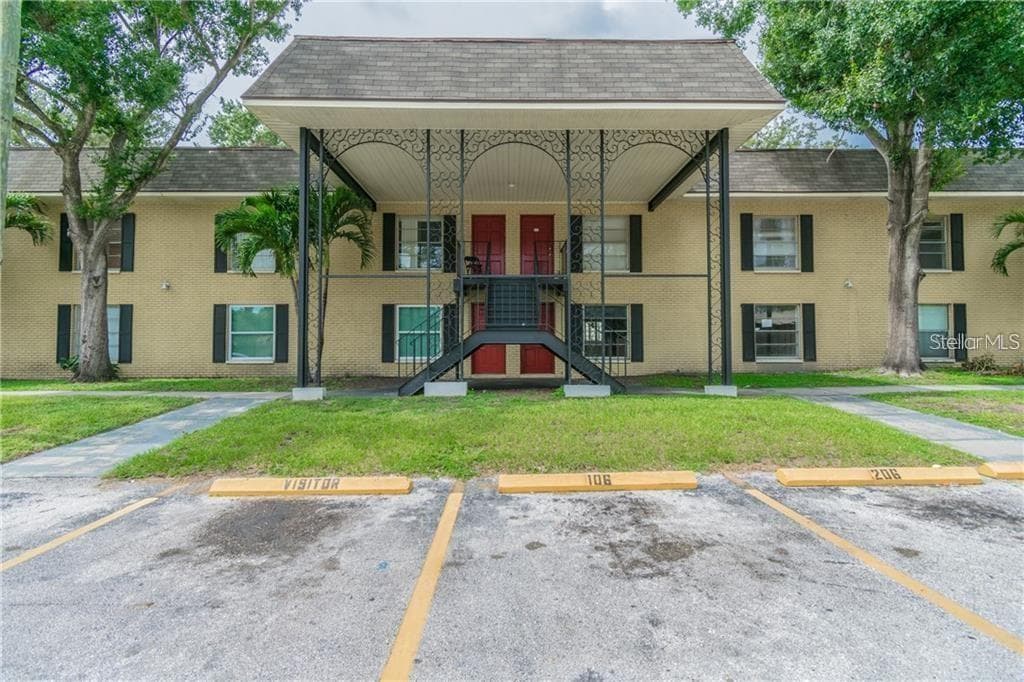 Condominium at 2800 E 113TH AVE #B2113, TAMPA, photo 23 of 24