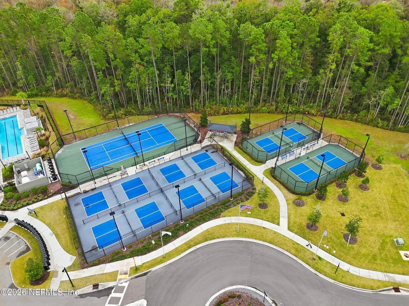 Pool and courts - 312 STILLWATER BLVD, ST JOHNS