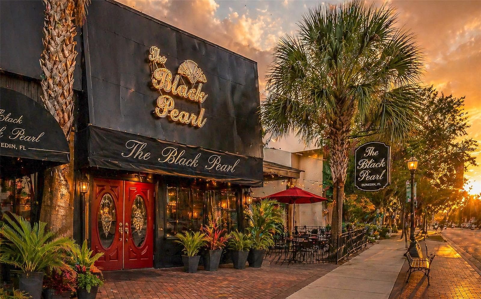 The famous Black Pearl - 1794 SANTA BARBARA DR, DUNEDIN