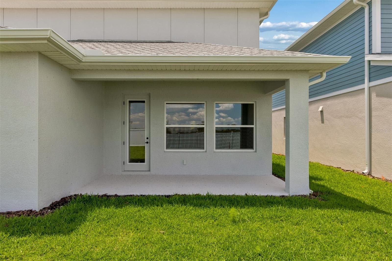 Rear Exterior - 15239 EASTLYN DR, BRADENTON
