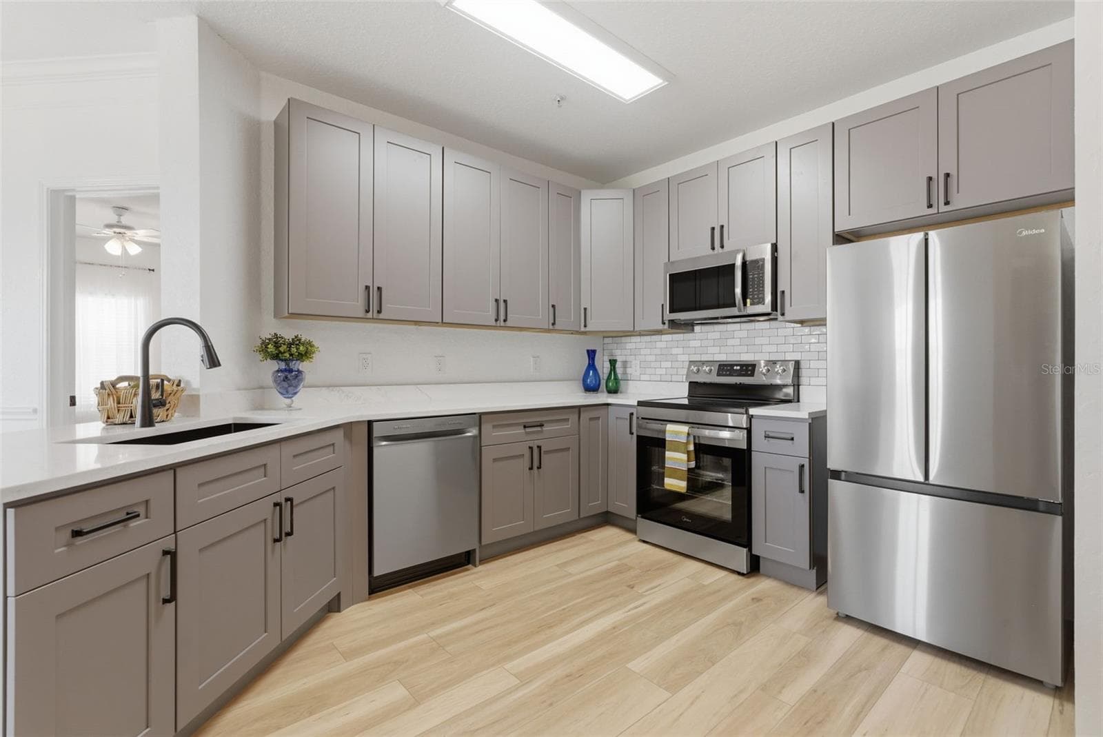 Condominium at 4323 BAYSIDE VILLAGE DR #312, TAMPA, photo 6 of 60