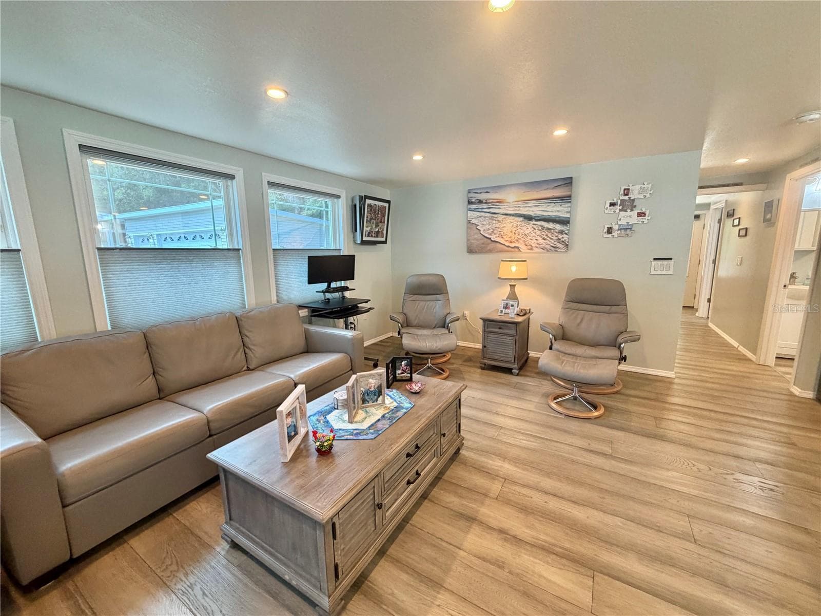 Mobile Home at 121 TAMARISK WAY, LEESBURG, photo 2 of 60