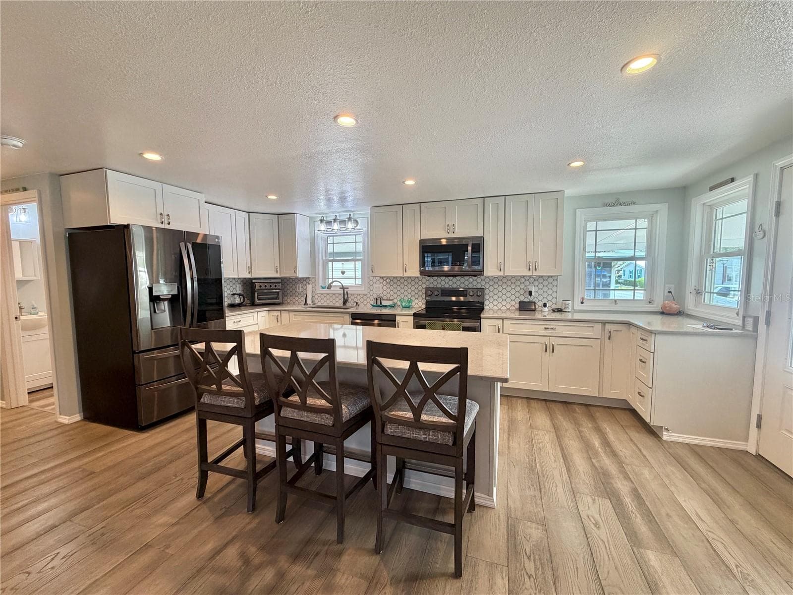Mobile Home at 121 TAMARISK WAY, LEESBURG, photo 8 of 60