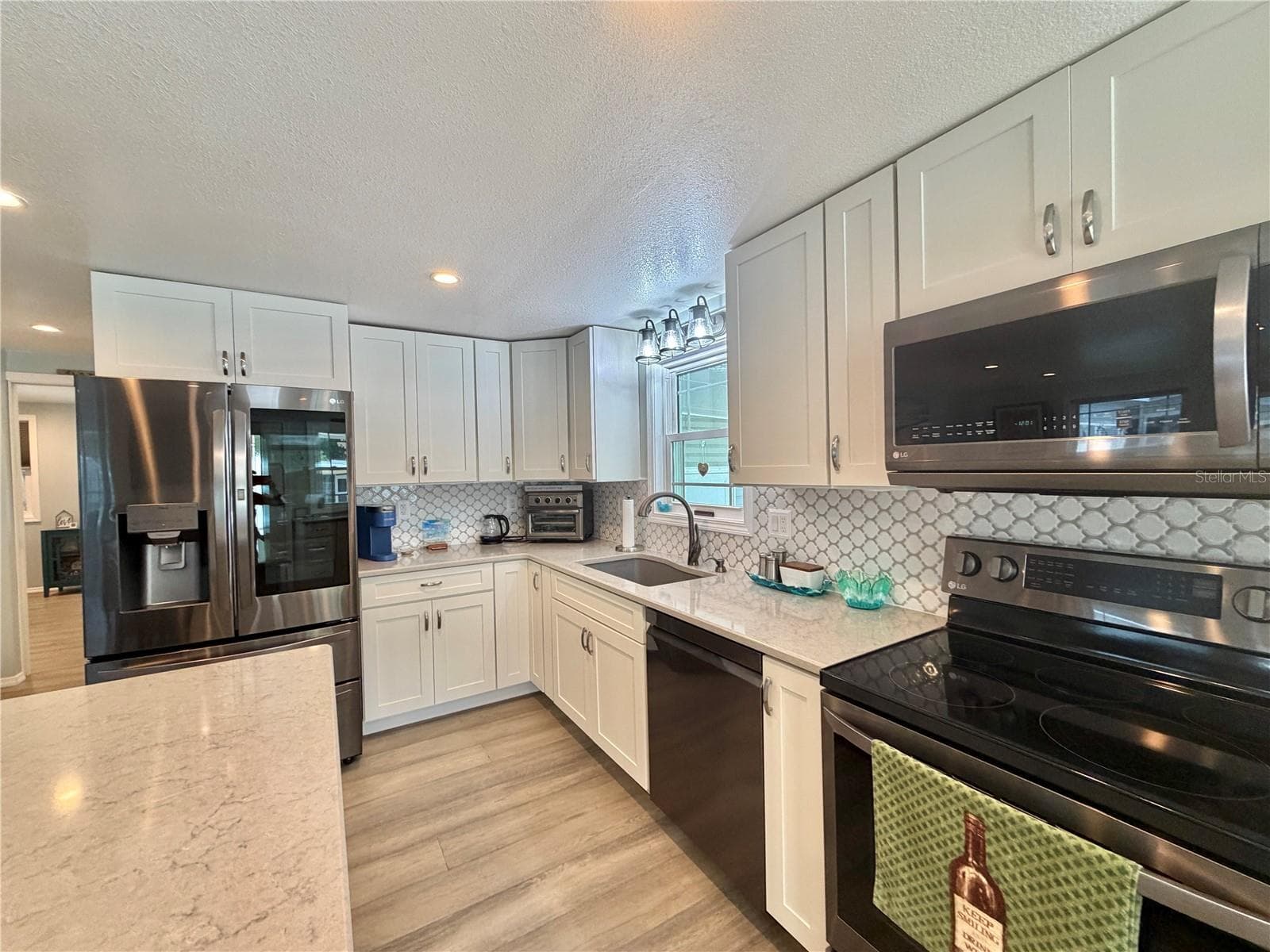 Mobile Home at 121 TAMARISK WAY, LEESBURG, photo 12 of 60