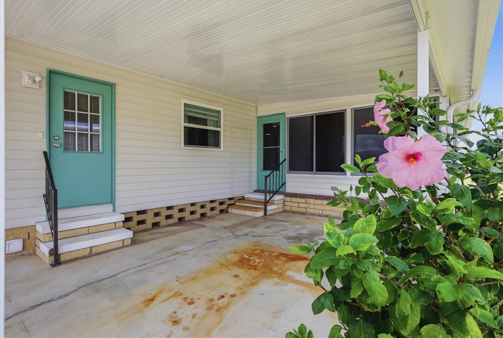 Entrance to Laundry Room and Florida Room - 4308 13TH ST E, ELLENTON