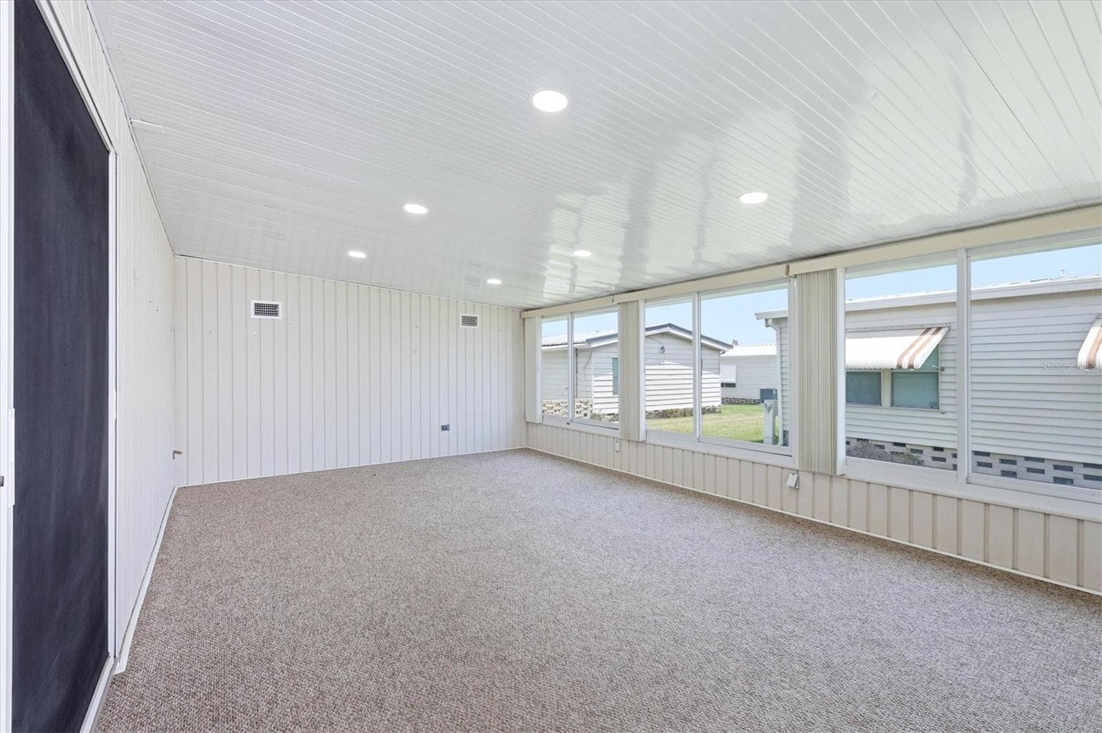 Florida Room - 4308 13TH ST E, ELLENTON